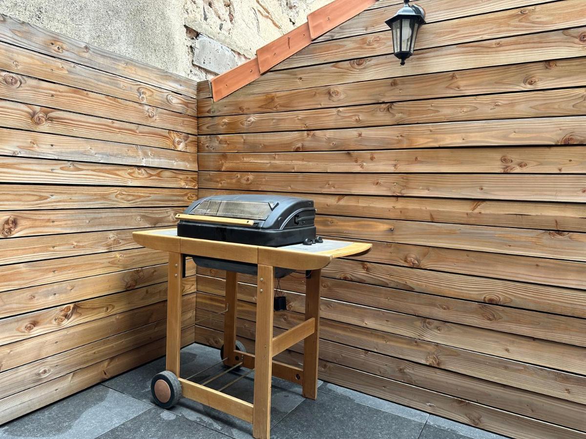 Appartement Avec Terrasse Au Puy Le Puy-en-Velay Dış mekan fotoğraf