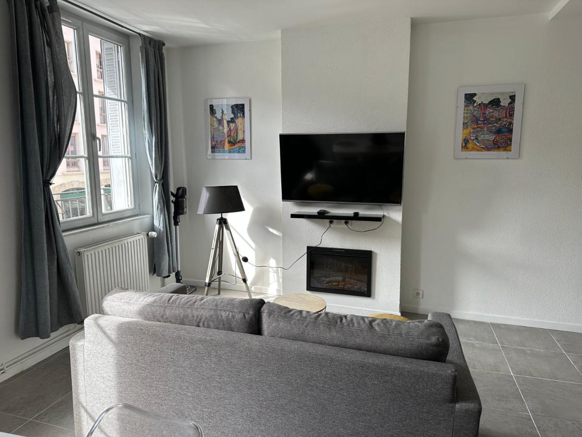 Appartement Avec Terrasse Au Puy Le Puy-en-Velay Dış mekan fotoğraf